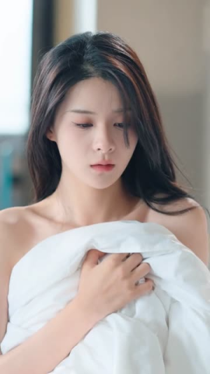 你与月亮共眠（99集）失忆梗