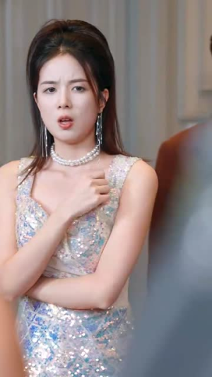 父亲婚礼女儿打假后妈（70集）霸总天花板